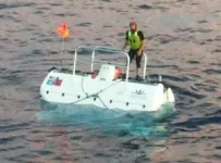 A manned submersible found a fault scarp of the 2011 Tohoku-oki megaquake in the Japan Trench 2