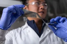 Aluminum materials show promising performance for safer, cheaper, more powerful batteries