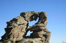 Balanced rocks set design ground motion values for New Zealand dam