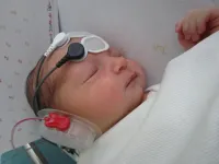 Can a newborns brain discriminate speech sounds?