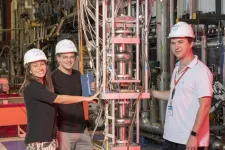 Dark SRF experiment at Fermilab demonstrates ultra-sensitivity for dark photon searches