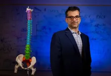 Doctors can now watch spinal cord activity during surgery