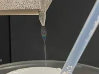 First-ever atomic freeze-frame of liquid water 3