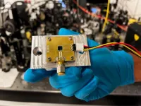 Graphene receivers bring energy-efficient 6G hardware closer to reality 2