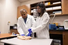 Life-saving spongelike “bandage” developed by UCF researchers rapidly stops hemorrhaging and mitigates risk of infection