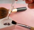 MINERALS MATE Tackles No. 1 Complaint About Mineral Makeup: The Mess 3