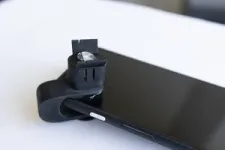 Super low-cost smartphone attachment brings blood pressure monitoring to your fingertips 3