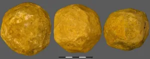 The limestone spheroids of ‘Ubeidiya: Intentional imposition of symmetric geometry by early hominins?