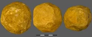 The limestone spheroids of ‘Ubeidiya: Intentional imposition of symmetric geometry by early hominins? 2