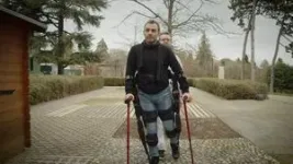 Twin, the new robotic exoskeleton for lower limbs 3