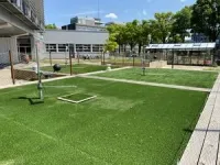 Water stored under artificial turf could make cities cooler and safer to play in 2